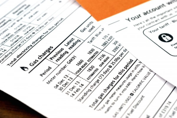 money-saving-students-16-600x400 Tips to Stay Away from Debt When You re Young